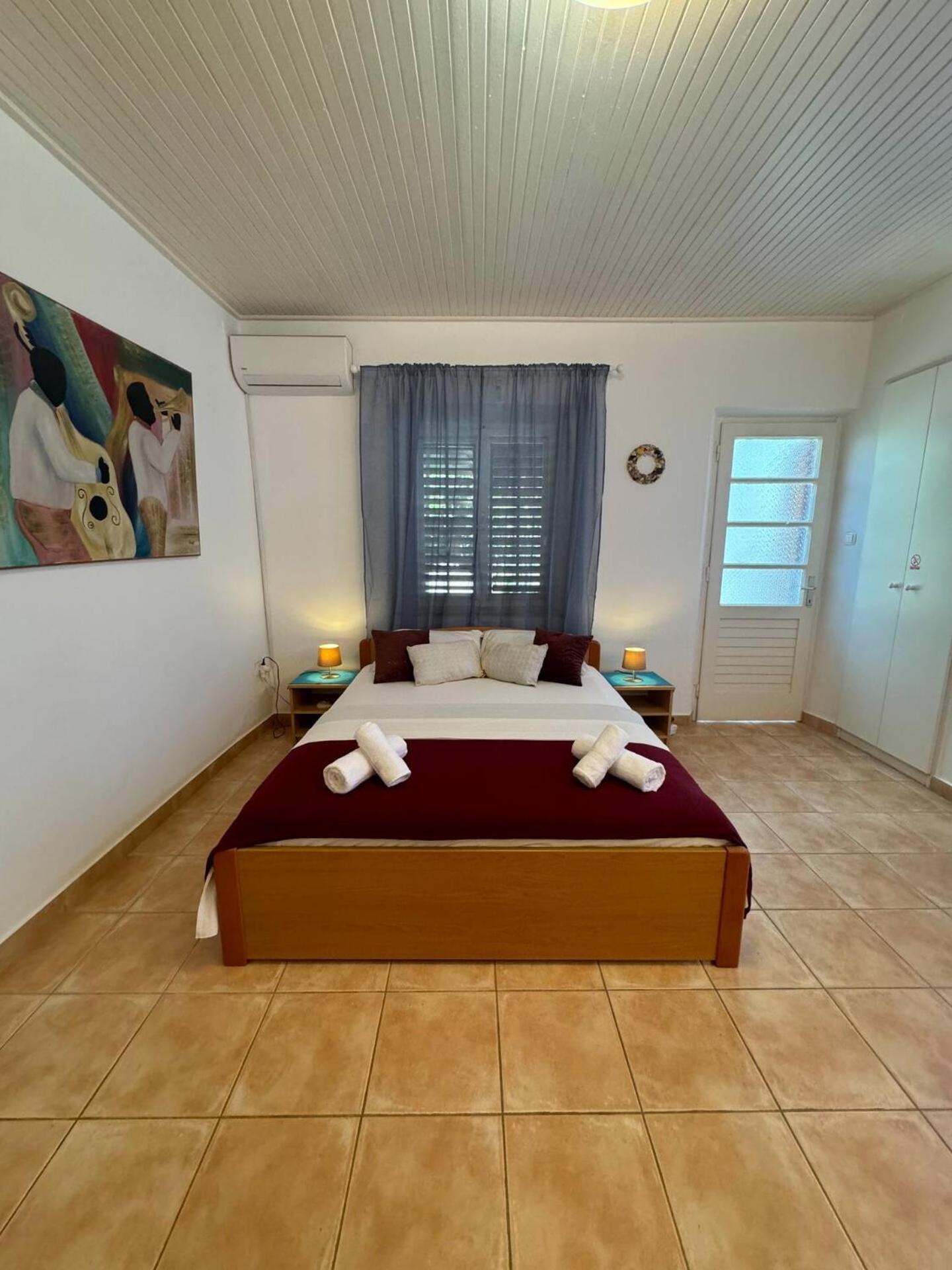 Vela Vala Apartament *